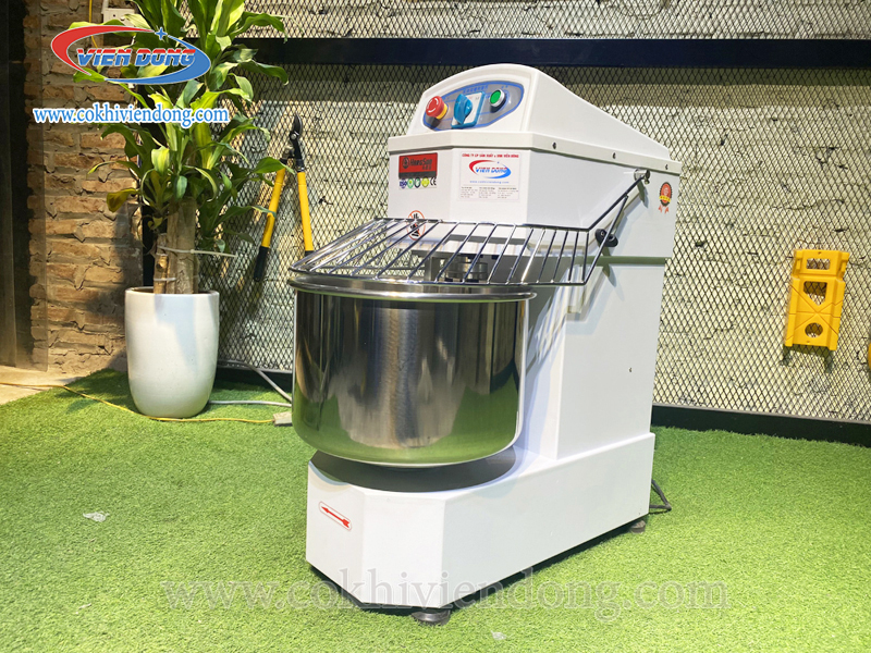 máy trộn bột công nghiệp